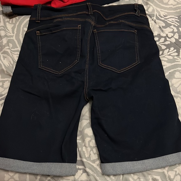 Ladies jean shorts size 10 - Picture 2 of 2